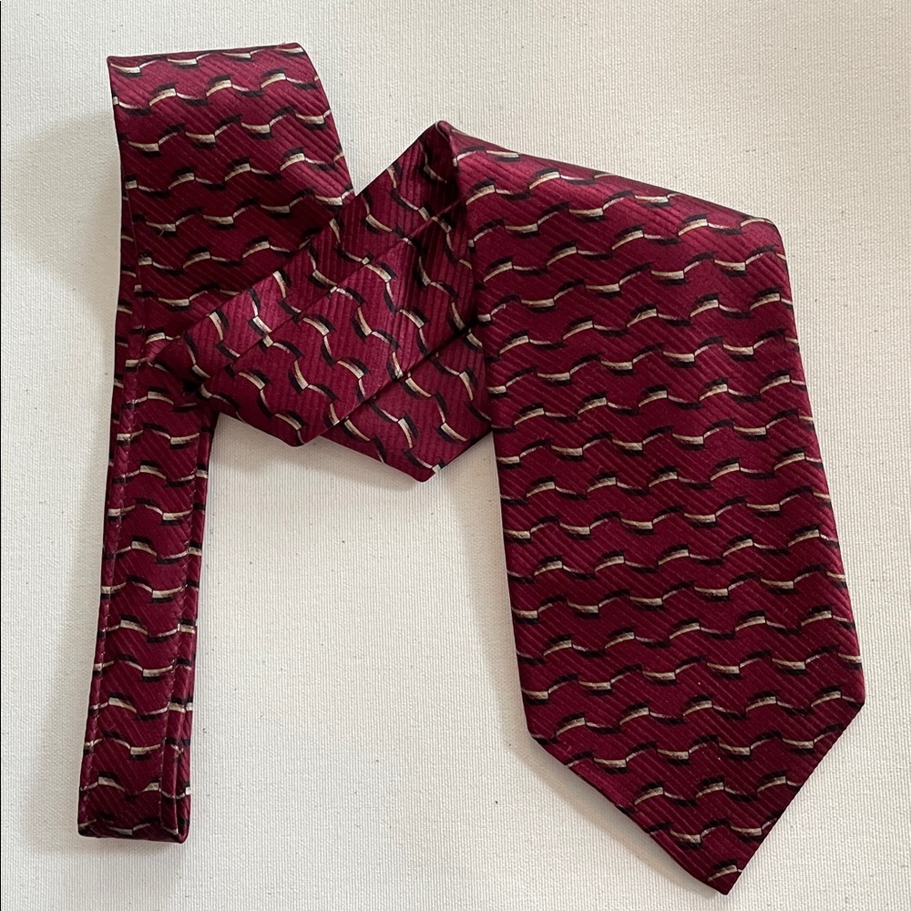 ROUNDTREE & YORKE Maroon Patterned Silk Tie Preppy Office Luxurious